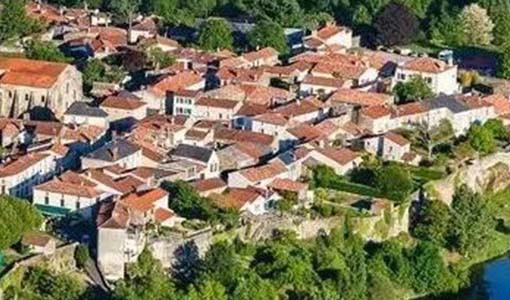 南宁回乡建别墅为什么一定要选专业乡墅公司